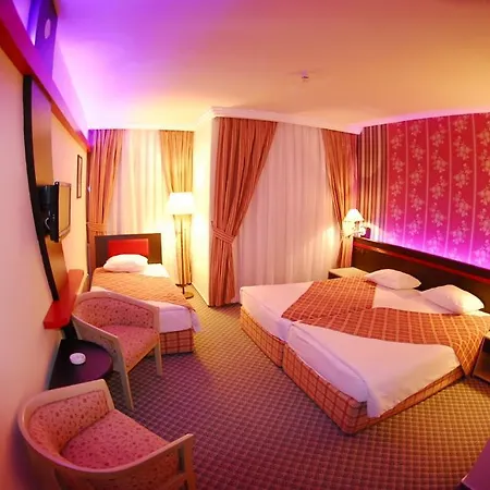 Acg Sunset ホテル