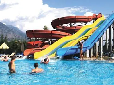 Acg Sunset ホテル